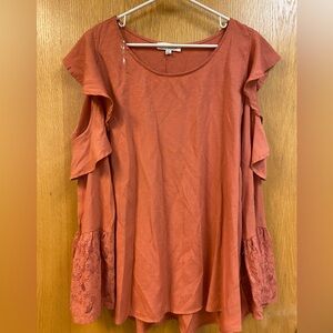 Umgee Cold Shoulder Top 1XL